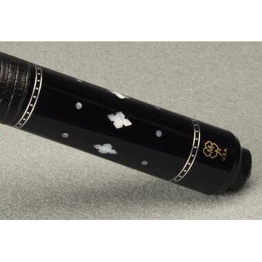 McDermott - G502 Pool Cue with four recon ebony inlaid points which have pearl notched diamonds McDermott - G502 Pool Cue with four recon ebony inlaid points which have pearl notched diamonds